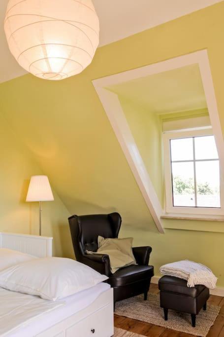 Charmante, Grosszuegige Ferienwohnung Villa Fleurie Бреттен Экстерьер фото